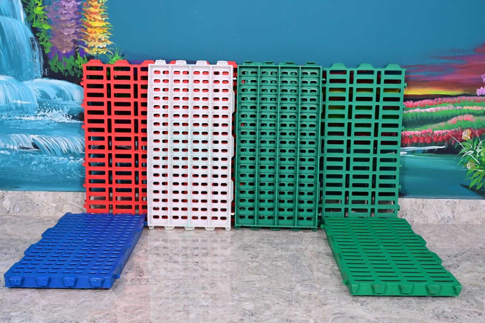 Poultry Farm Plastic Flooring in India